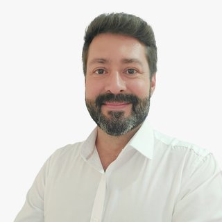 Corretor {{listing Broker().name}}