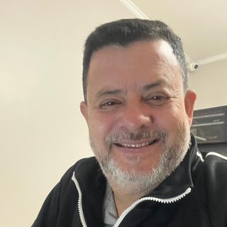 Corretor {{listing Broker().name}}