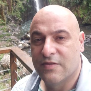 Corretor {{listing Broker().name}}