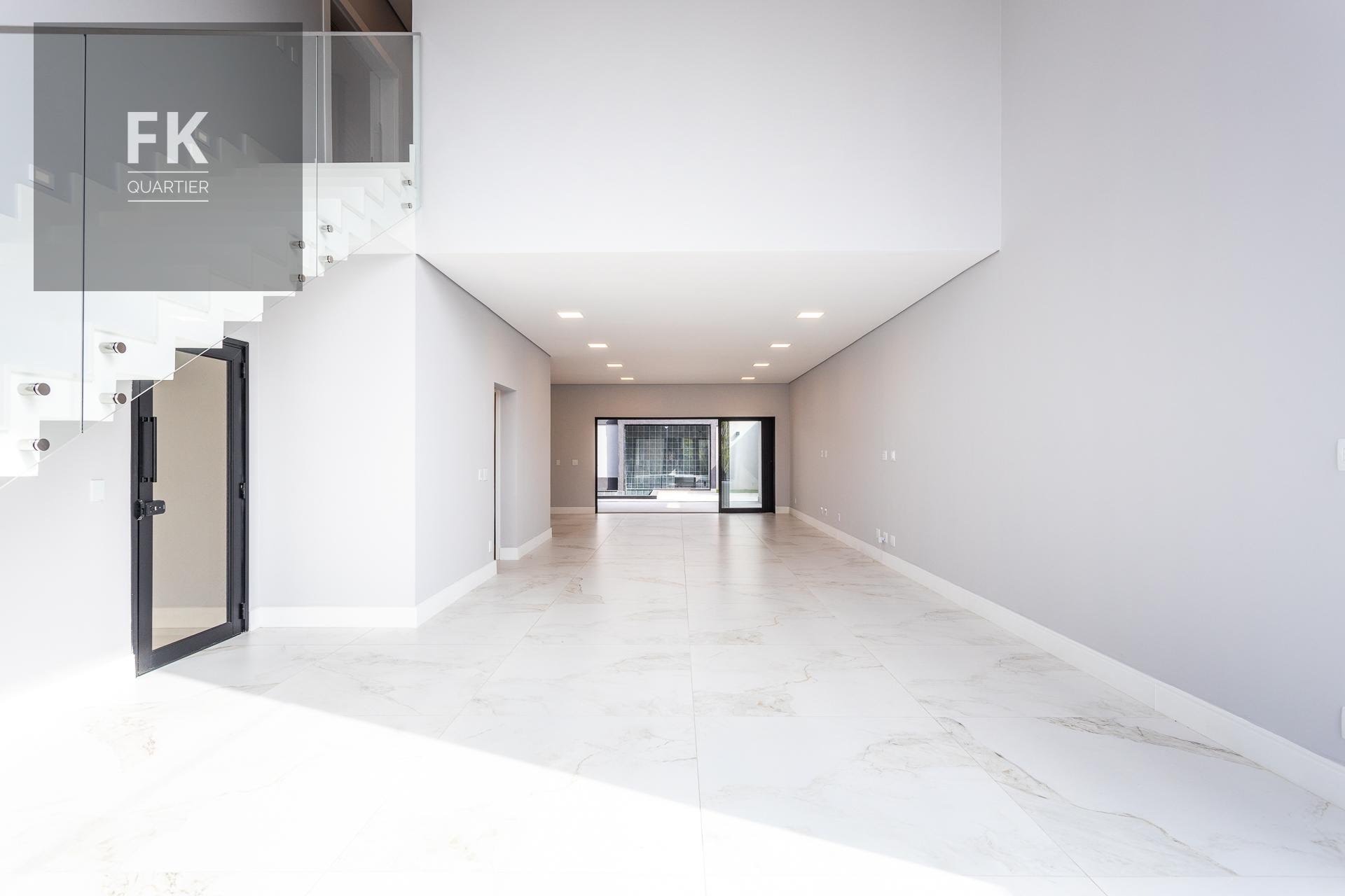 Casa à venda com 5 quartos, 5 suítes, 4 vagas e 392m² no Cidade Tamboré, Santana de Parnaíba (SP) — foto 3 de 30