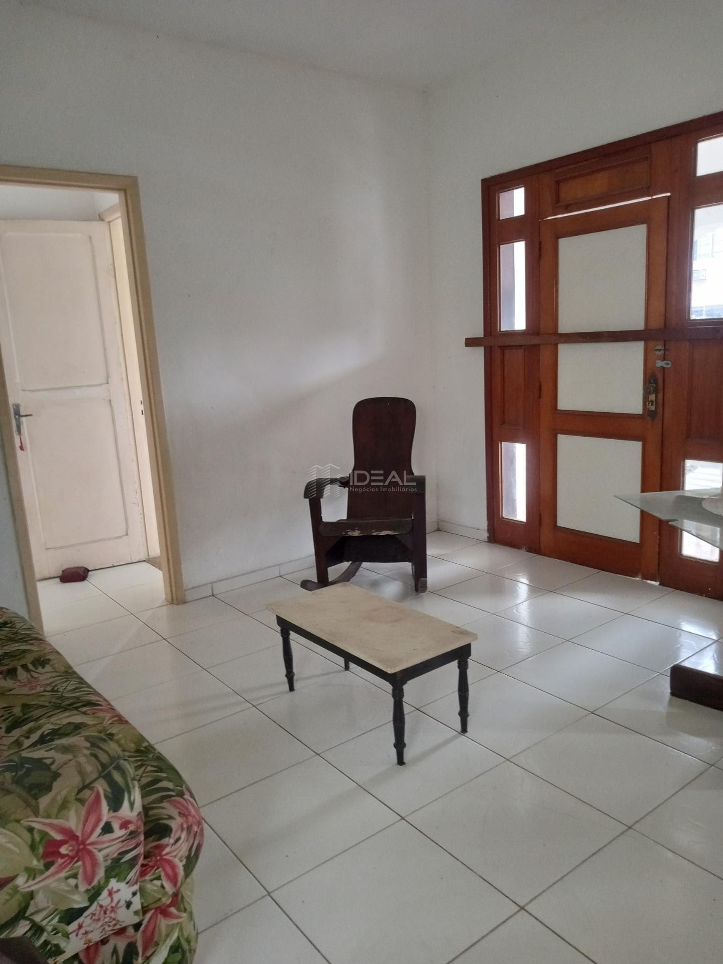 Casa à venda com 3 quartos, 1 banheiro, 6 vagas e 200m² no Parque Turf Club, Campos dos Goytacazes (RJ) — foto 9 de 17