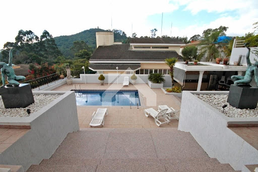 Casa de Condomínio em Alphaville - Santana de Parnaíba, SP