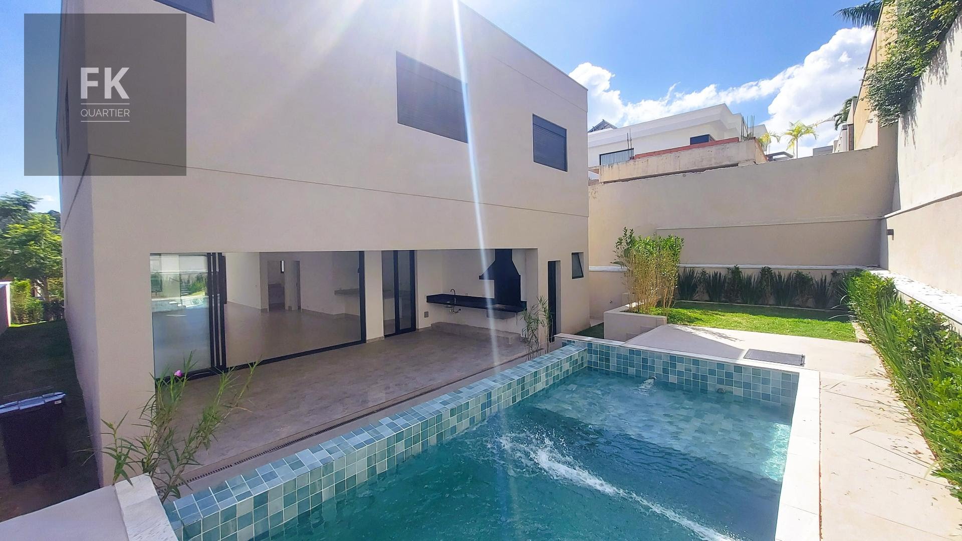 Casa à venda com 4 quartos, 4 suítes, 4 vagas e 385m² no Cidade Tamboré, Santana de Parnaíba (SP) — foto 8 de 26