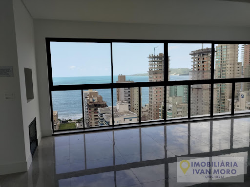 Apartamento à venda em Meia Praia  -  Itapema, SC.