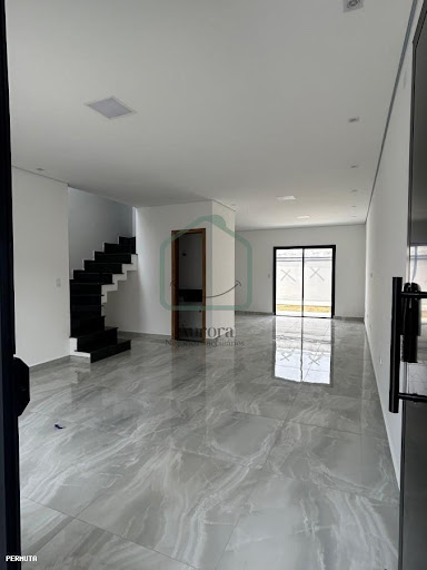 Casa para Venda em Mogi das Cruzes / SP no bairro Jardim Universo 