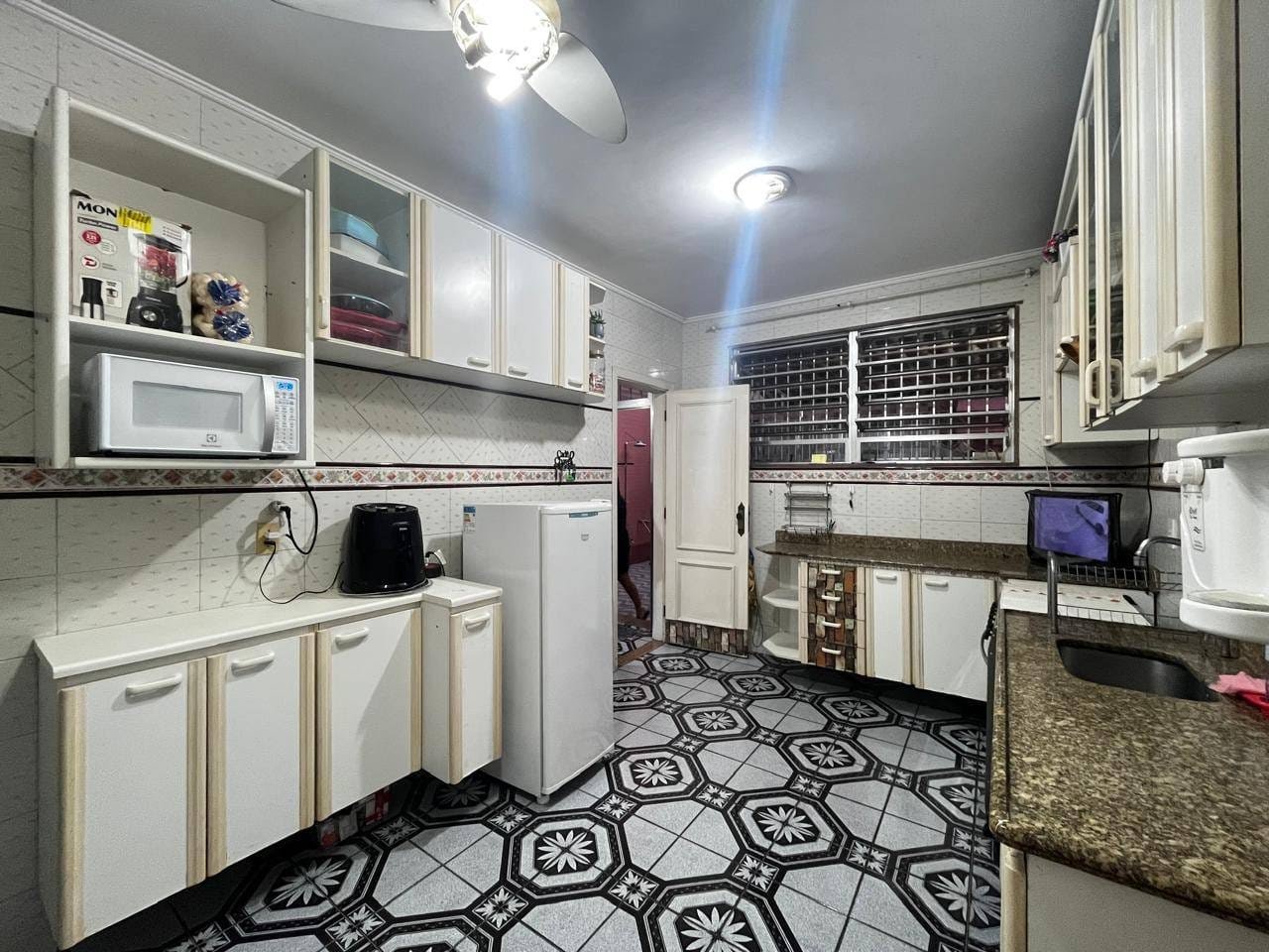 Casa à venda com 8 quartos, 3 suítes, 2 vagas e 457m² no Vila da Penha, Rio de Janeiro (RJ) — foto 30 de 30