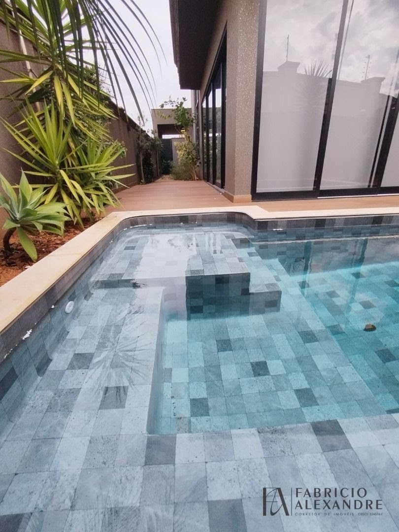 Casa à venda com 3 quartos, 5 banheiros, 4 vagas e 248m² no Quinta do Golfe Jardins, São José do Rio Preto — foto principal