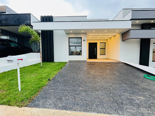 Casa de Condomínio em Cajuru do Sul - Sorocaba, SP