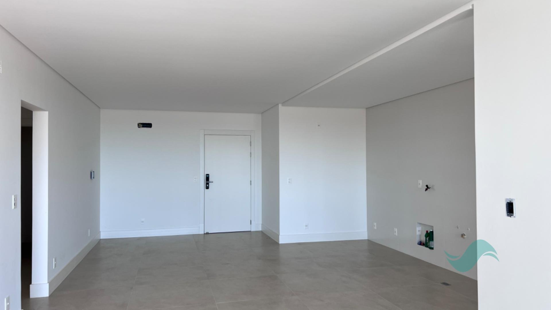 Apartamento à venda com 3 quartos, 3 suítes, 2 vagas e 126m² no Jurere Leste, Florianópolis (SC) — foto 9 de 11