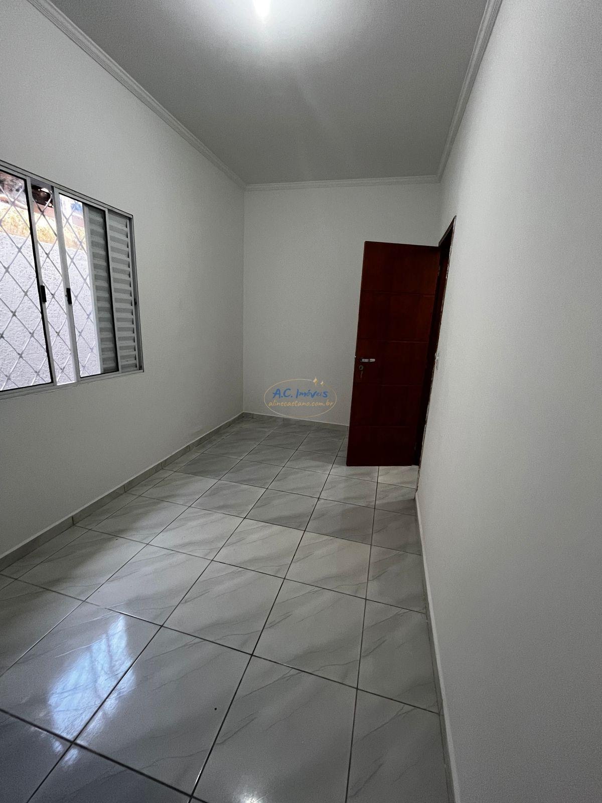 Casa à venda com 2 quartos, 1 suíte, 2 vagas e 72m² no Jardim Melvi, Praia Grande (SP) — foto 9 de 25