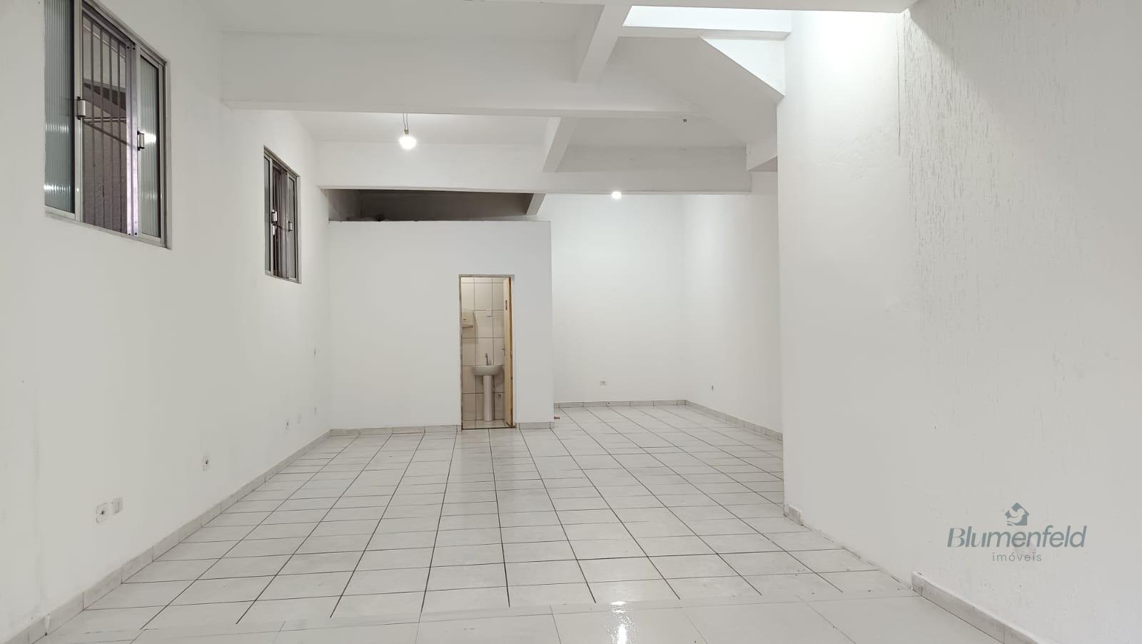 Comercial para alugar com 2 vagas e 60m² no Jardim Vitoria, Arujá (SP) — foto 5 de 9