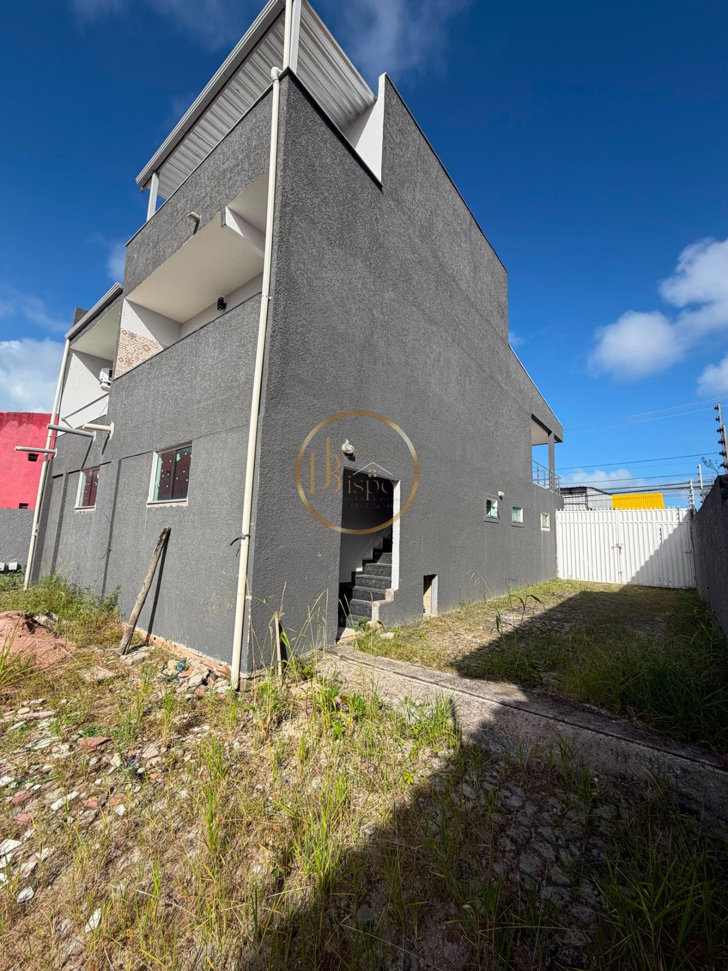 Casa à venda com 6 quartos, 4 banheiros, 10 vagas e 200m² no Tabapiri, Porto Seguro — foto principal
