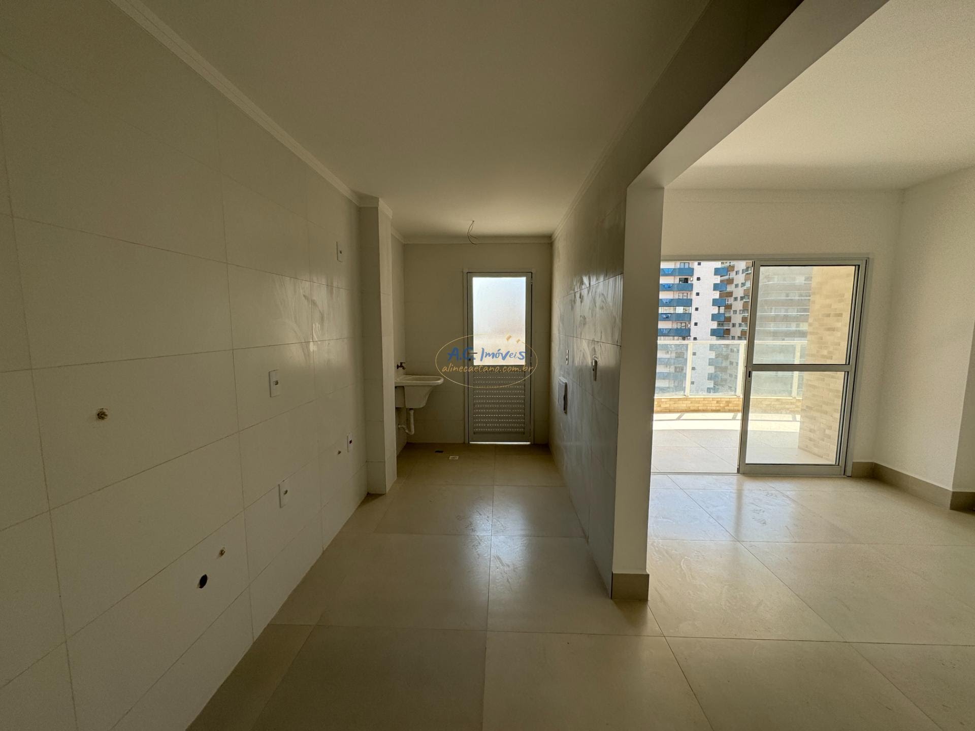 Apartamento à venda com 3 quartos, 3 suítes, 2 vagas e 109m² no Guilhermina, Praia Grande (SP) — foto 13 de 26