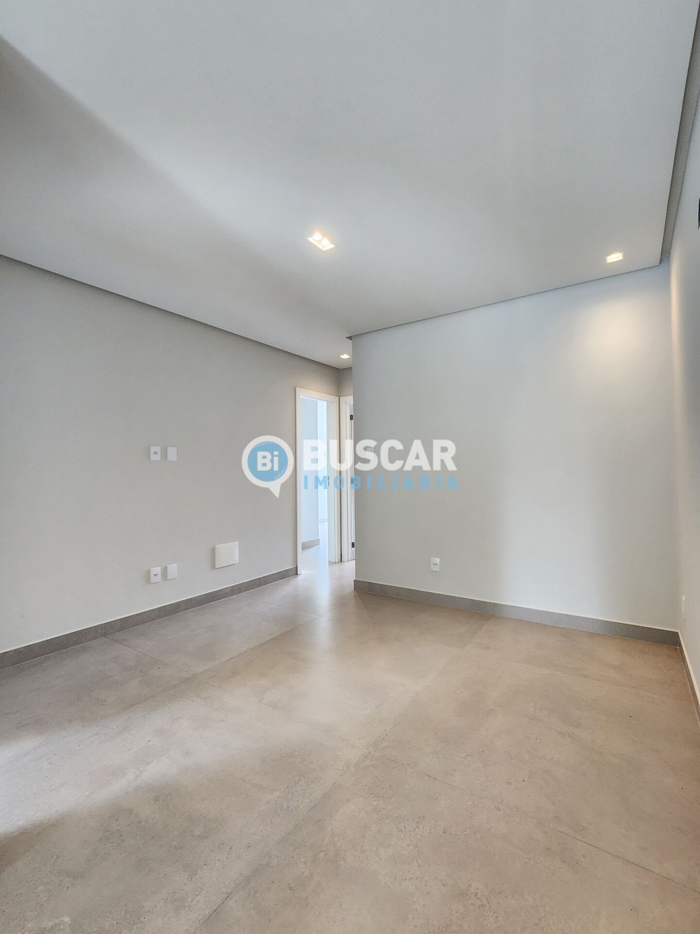 Casa à venda com 4 quartos, 4 suítes, 4 vagas e 240m² no Sim, Feira de Santana (BA) — foto 20 de 24