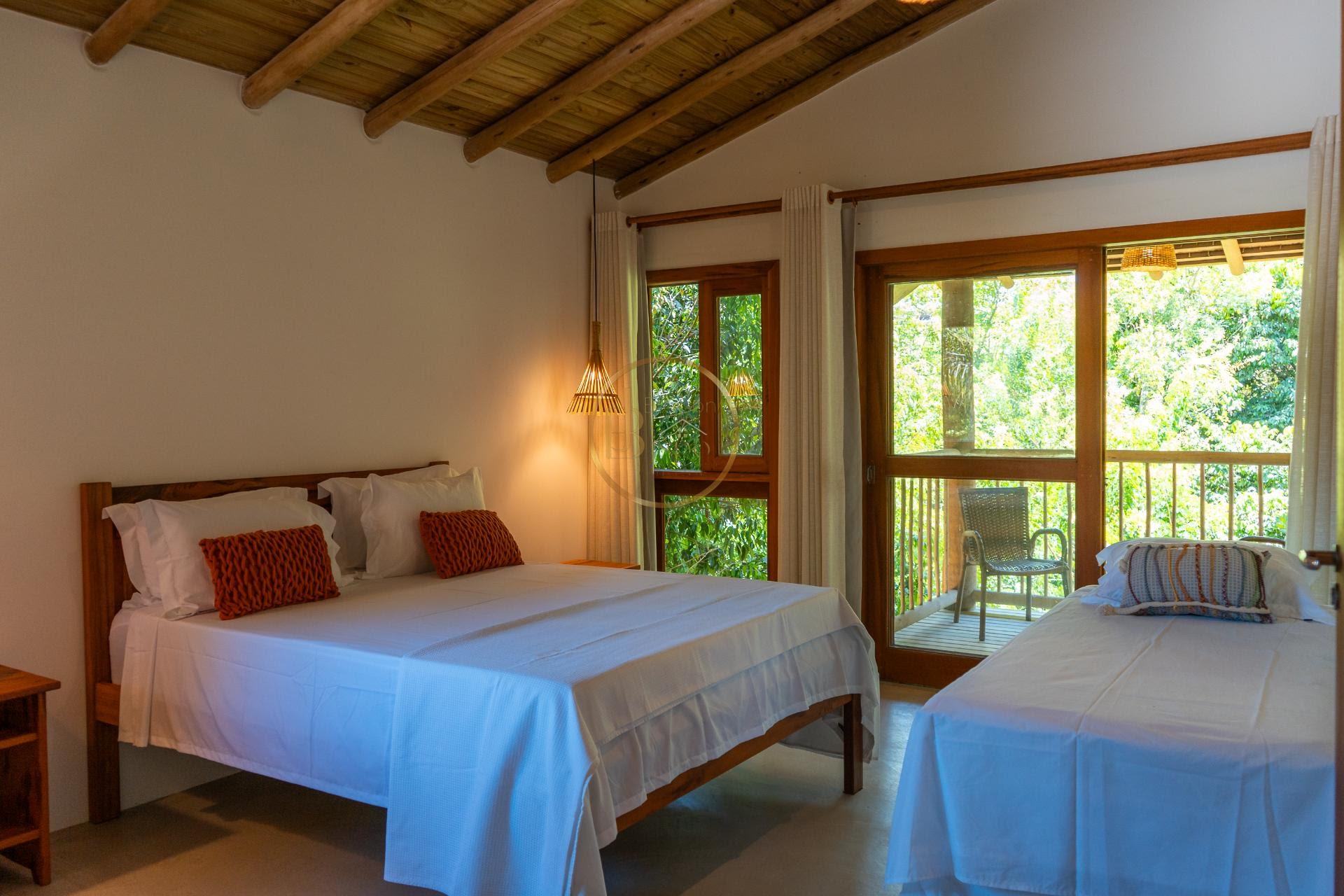 Casa à venda com 4 quartos, 4 suítes, 3 vagas e 136m² no Estrada de Trancoso, Porto Seguro (BA) — foto 12 de 27