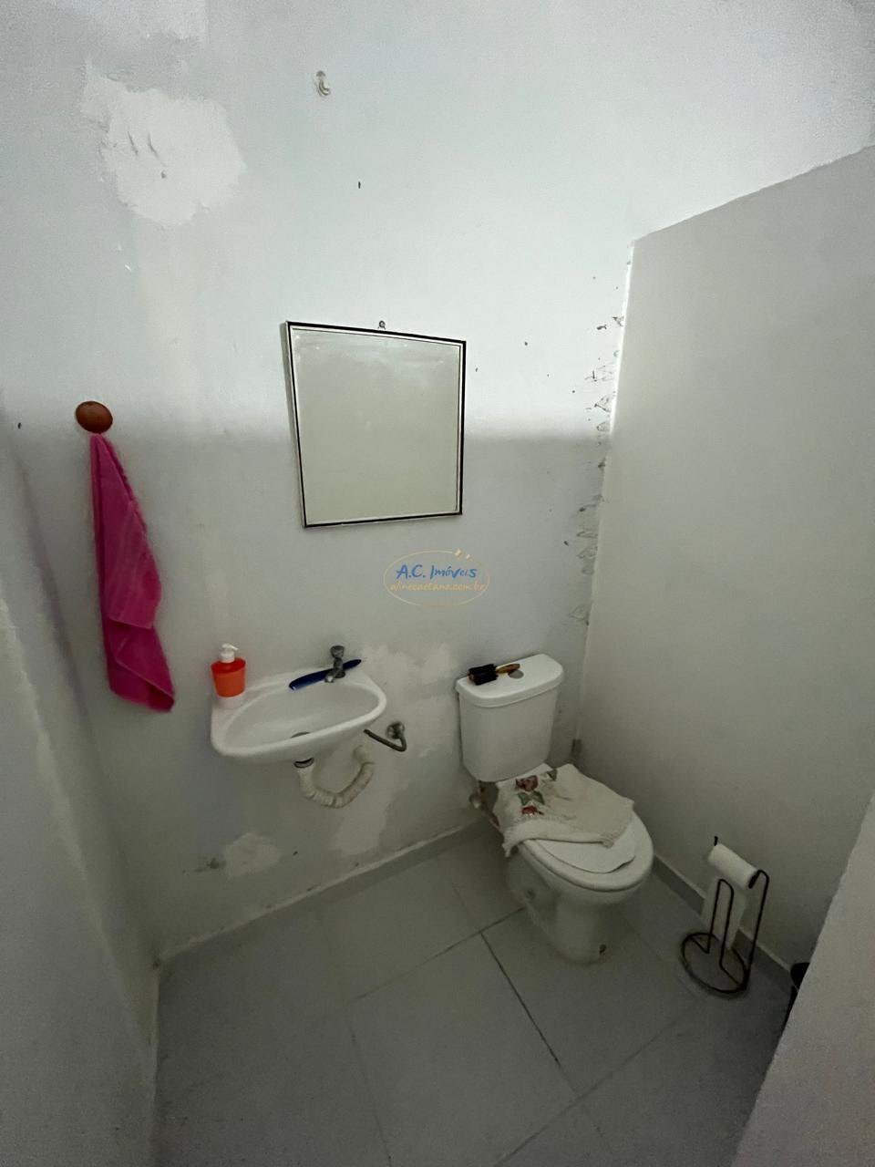Casa à venda com 2 quartos, 1 suíte, 2 vagas e 60m² no Nova Mirim, Praia Grande (SP) — foto 8 de 17