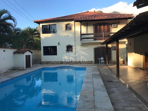 Área da Piscina 