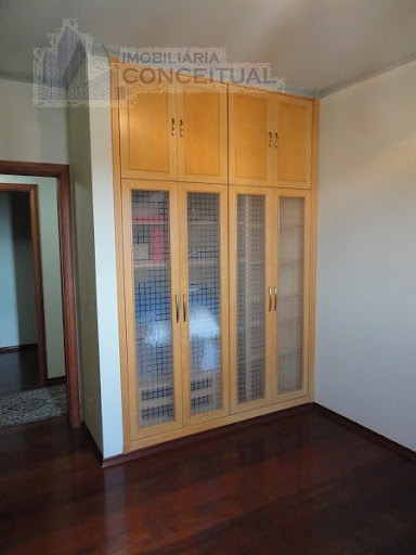 Quarto 1 Armários
