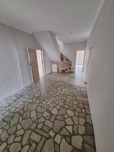 Casa duplex em Parque Pecuária  -  Campos dos Goytacazes