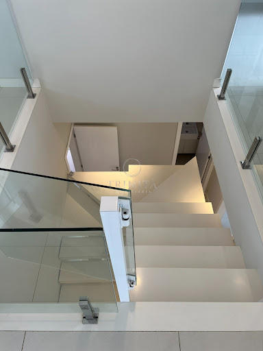 casaduplex - escada- trinitaimoveis