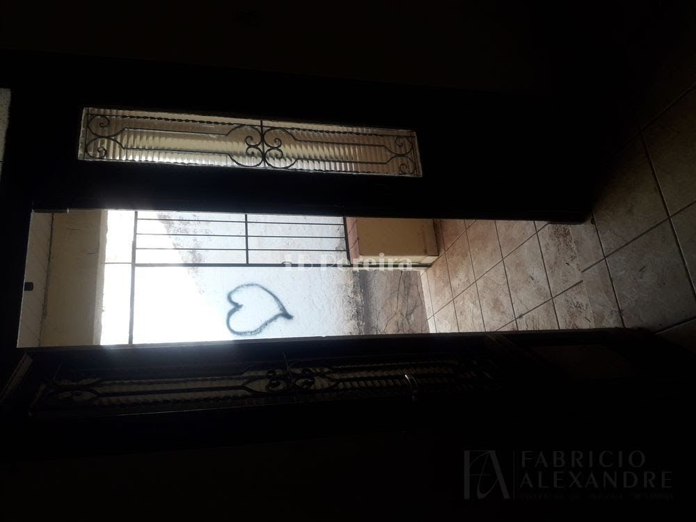 Casa à venda com 2 quartos, 2 banheiros, 1 vaga e 144m² no Vila Ercília, São José do Rio Preto (SP) — foto 2 de 9