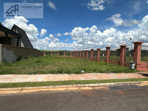 Vista do lote frente