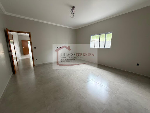 Casa em Jardim Itália  -  Santa Rita do Passa Quatro