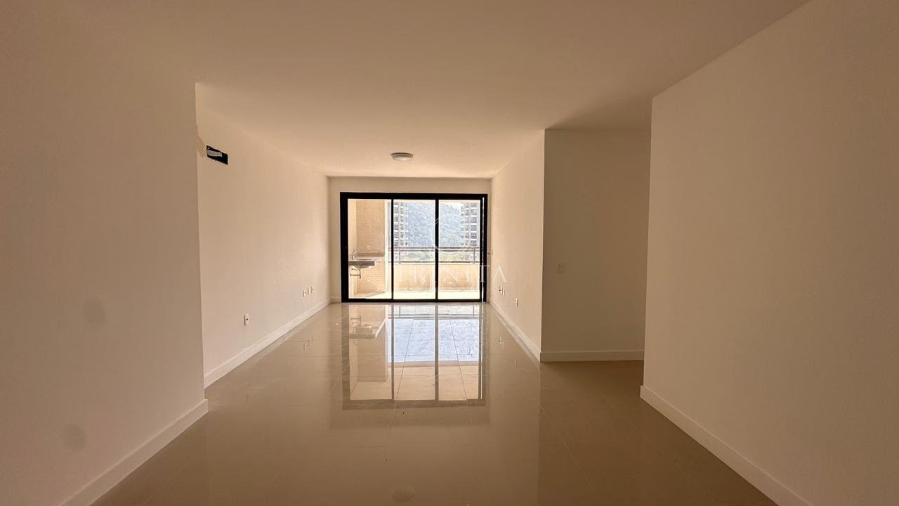 sala-trinitaimobiliaria-elos-ilhapura