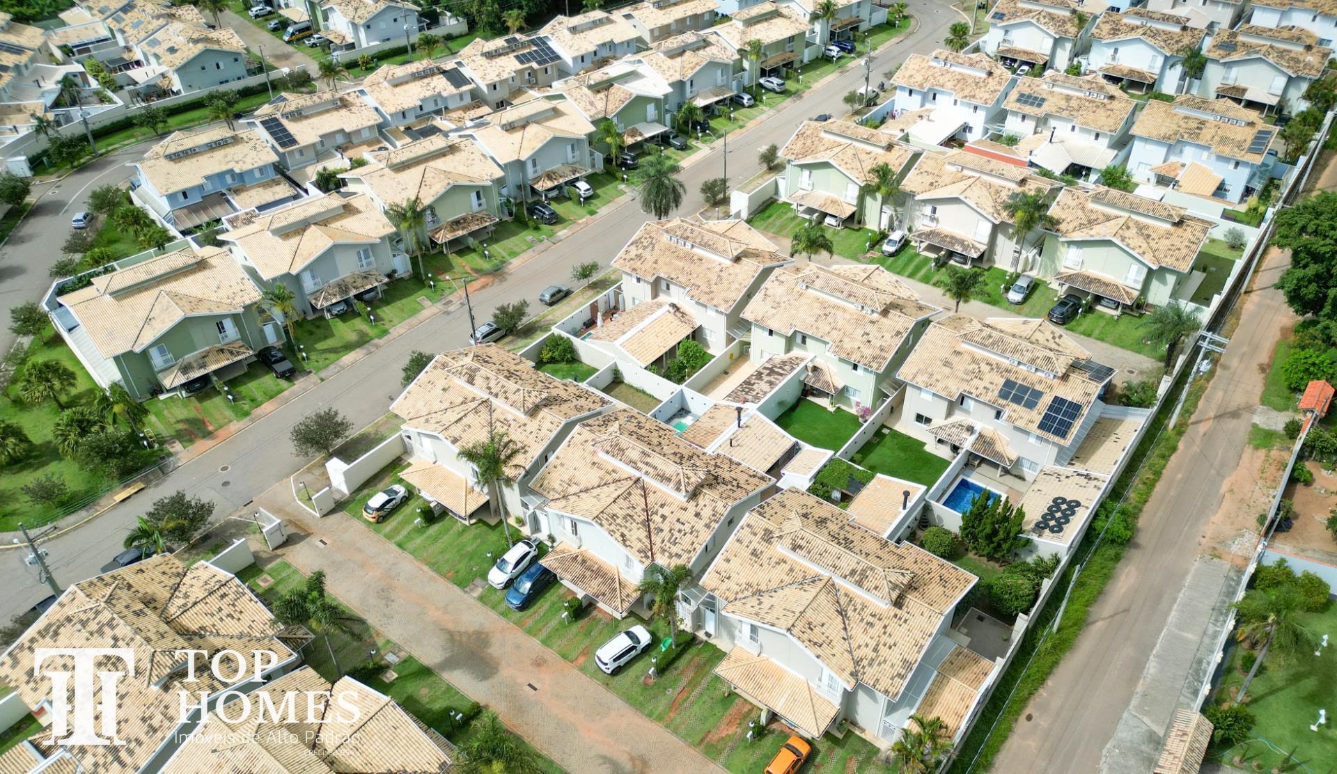 Casa à venda no condomínio Chácara das Palmeiras Imperiais - Medeiros - Jundiaí
