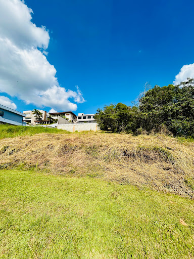 Terreno no Condomínio Reserva Ibirapitanga - Santa Isabel/SP