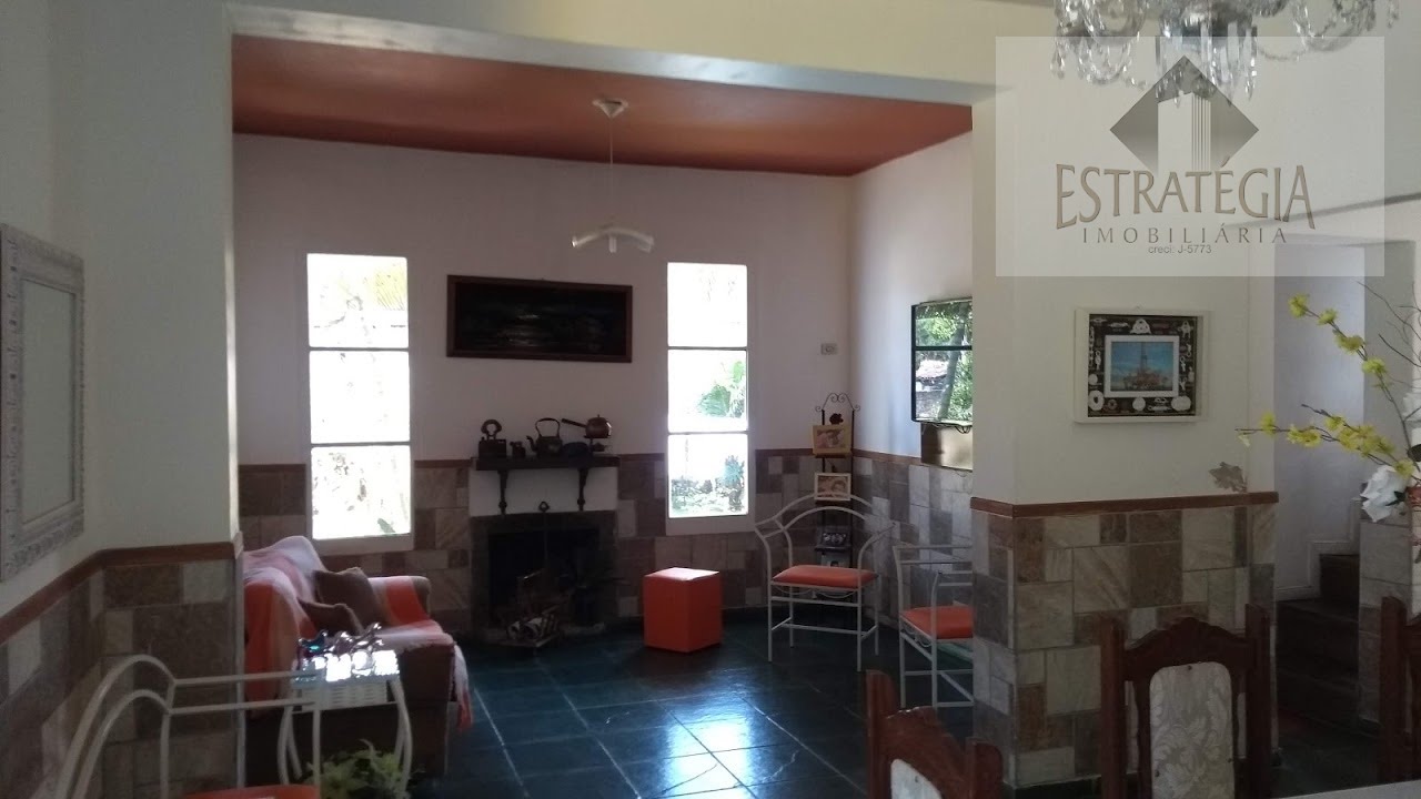 Casa à venda com 5 quartos, 2 suítes, 4 vagas e 156m² no Nogueira, Petrópolis (RJ) — foto 9 de 16