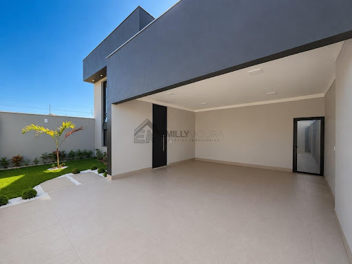 Casa em Loteamento Santa Helena II  -  Catalão