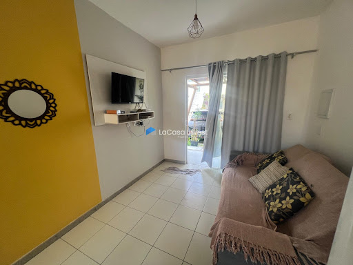Apartamento 2 Dormitórios em Coroa Vermelha à Venda
