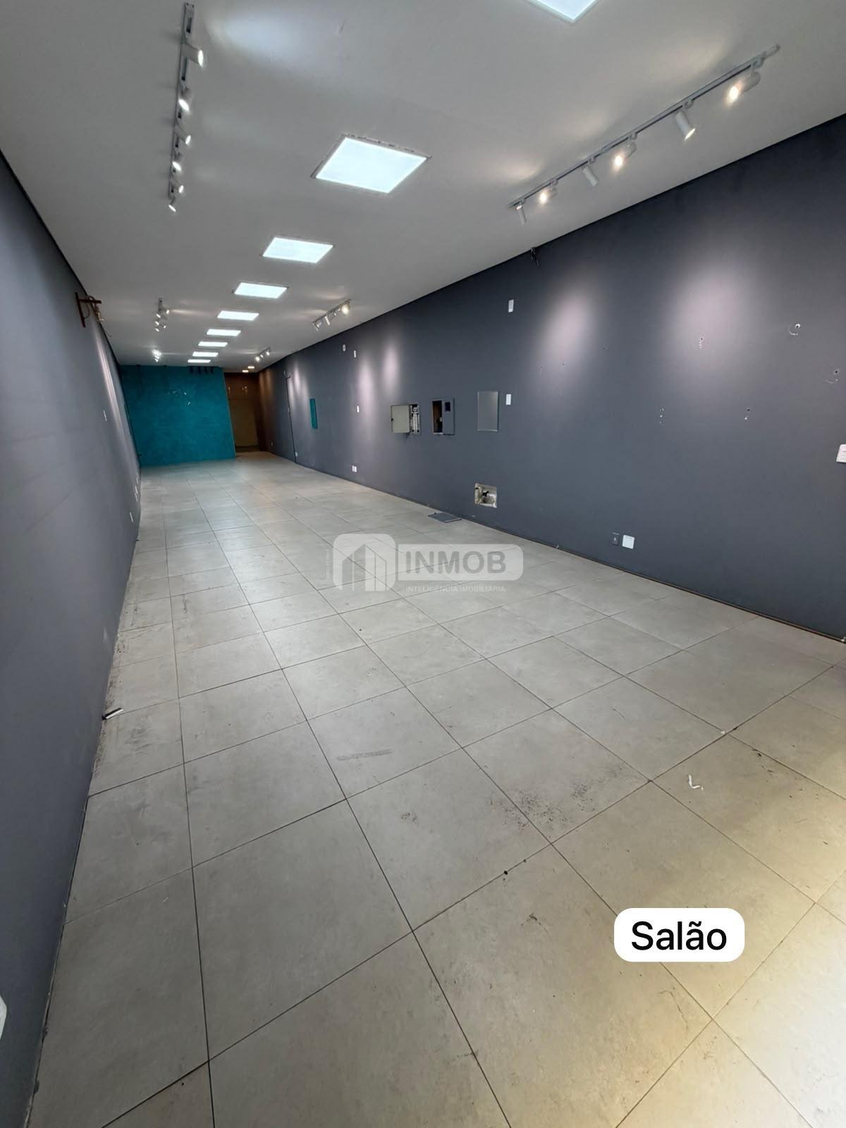 Comercial para alugar com 4 banheiros e 350m² no Centro, Taubaté (SP) — foto 7 de 19