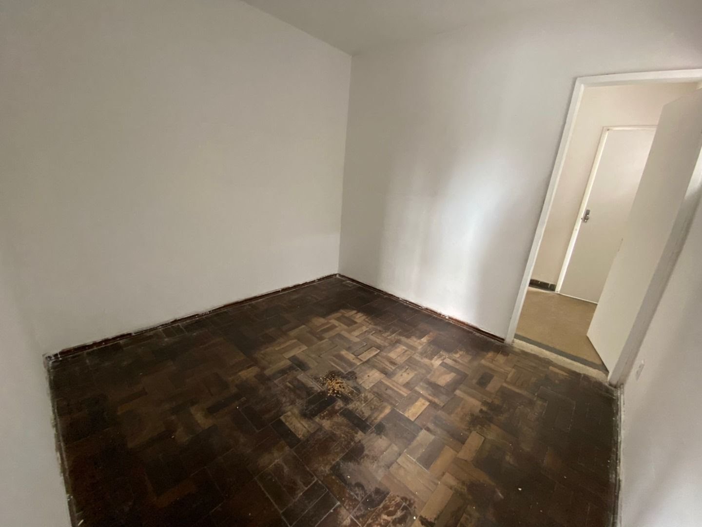 Apartamento à venda com 4 quartos, 1 banheiro, 1 vaga e 110m² no Madalena, Recife (PE) — foto 4 de 10