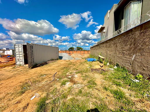Lote / Terreno em Loteamento Residencial e Comercial Jardim Athenas  -  Catalão