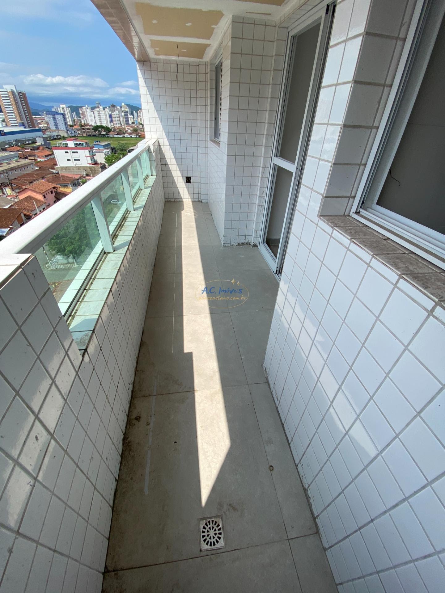 Apartamento à venda com 1 quarto, 1 banheiro, 1 vaga e 46m² no Aviação, Praia Grande (SP) — foto 10 de 17