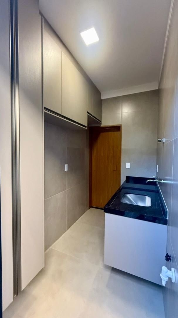Casa à venda com 3 quartos, 3 suítes, 4 vagas e 172m² no Jardim Cybelli, Ribeirão Preto (SP) — foto 18 de 30