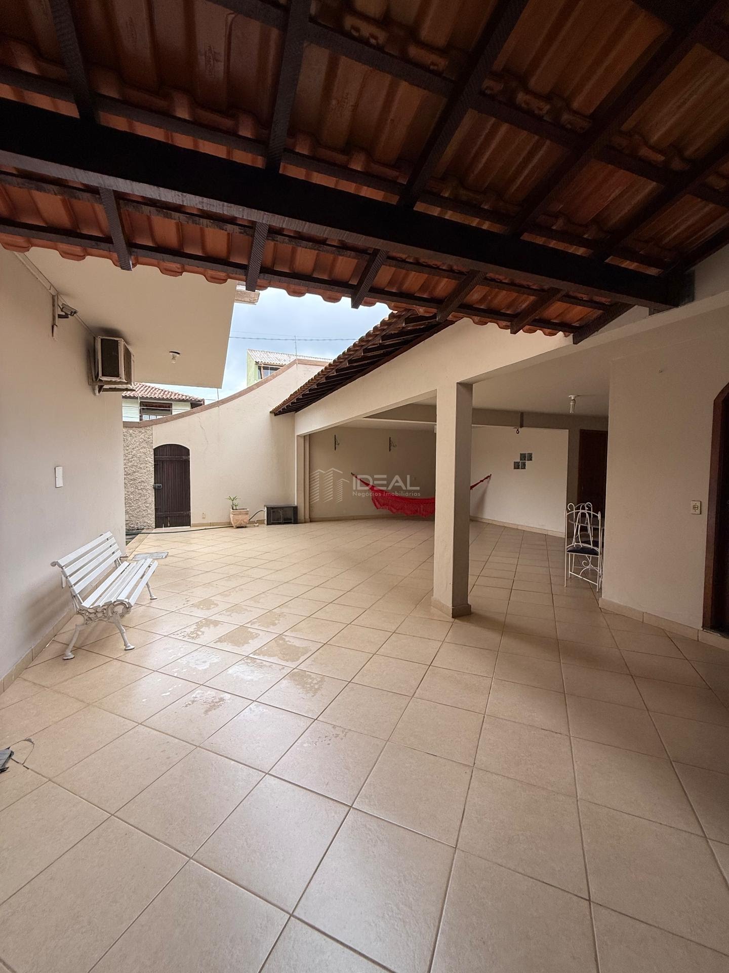 Casa à venda com 5 quartos, 1 suíte, 5 vagas e 302m² no Parque Jardim Carioca, Campos dos Goytacazes (RJ) — foto 11 de 30