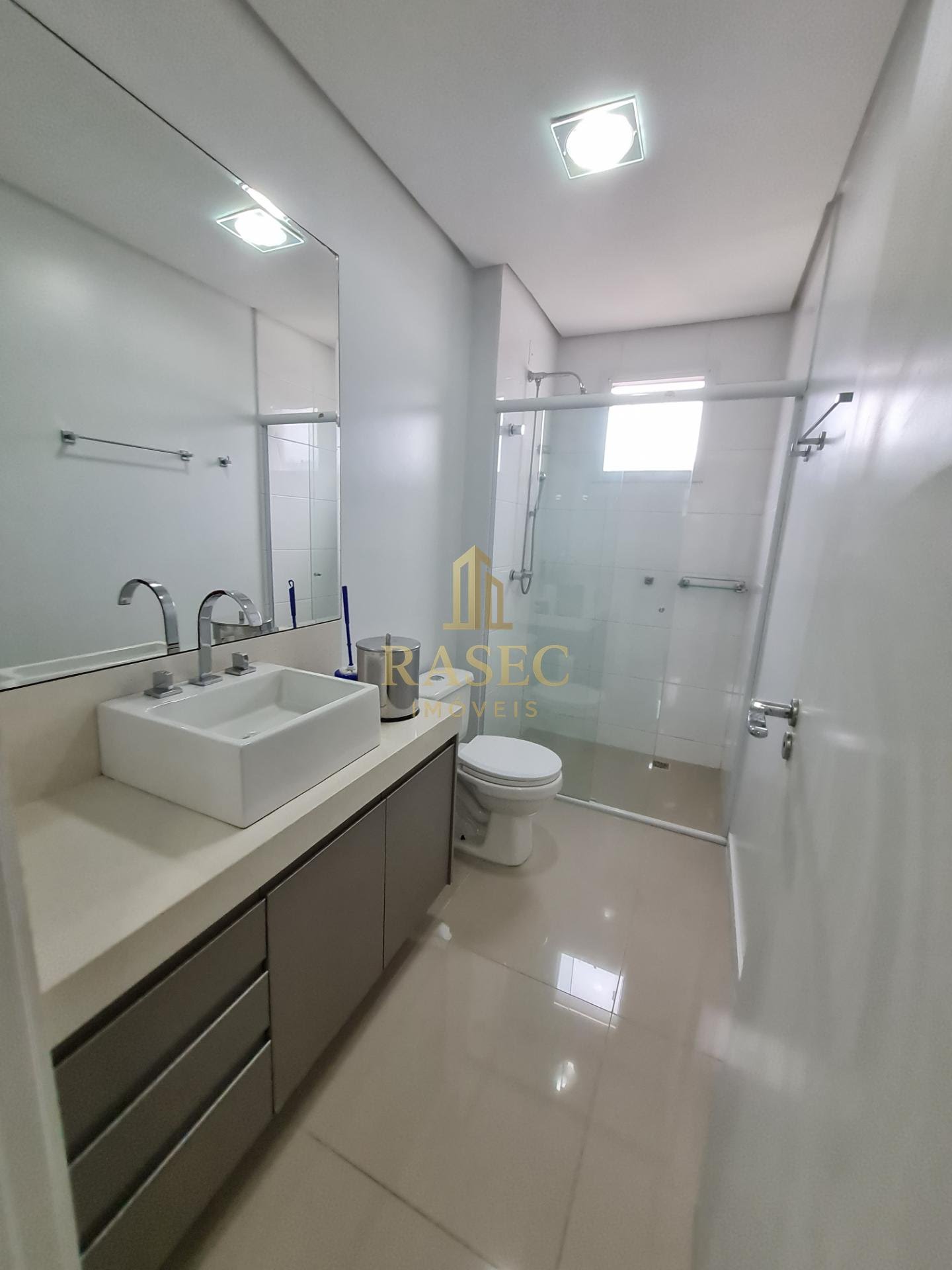 Apartamento para alugar com 2 suítes, 2 vagas e 98m² no Centro II, Brusque (SC) — foto 20 de 22