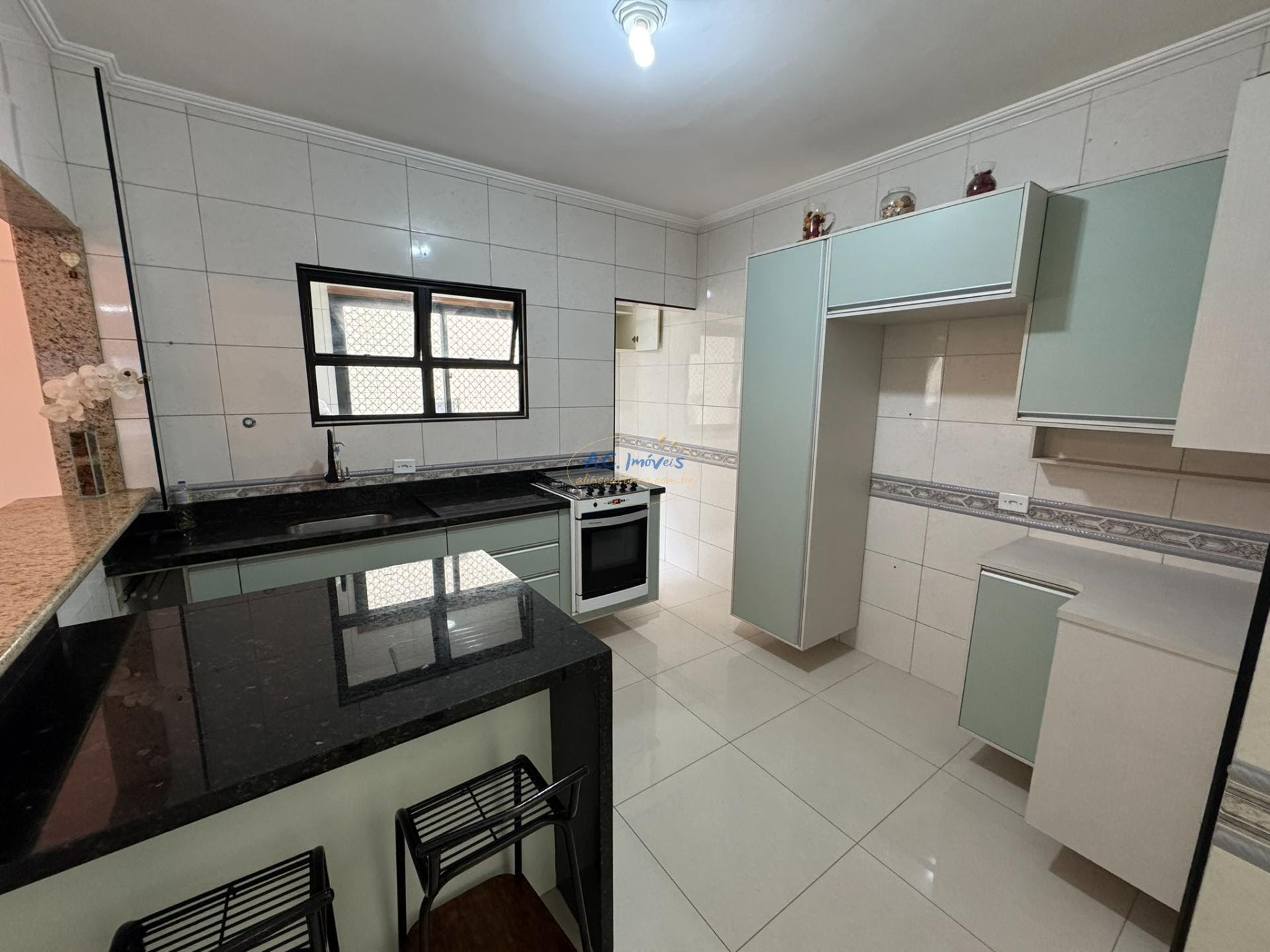 Apartamento à venda com 3 quartos, 1 suíte, 2 vagas e 100m² no Guilhermina, Praia Grande (SP) — foto 12 de 30