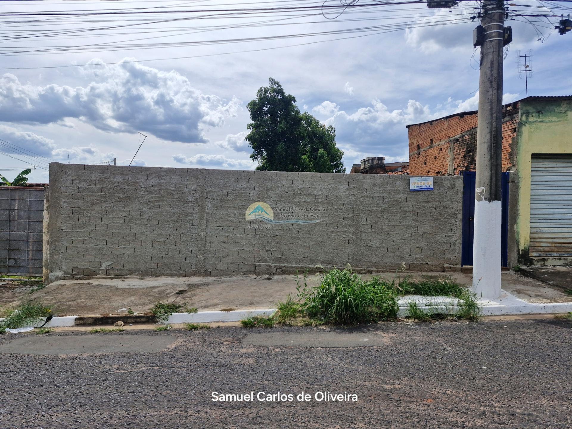 Terreno à Venda em Casa Branca