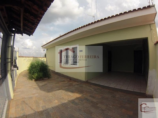 Casa em Jardim Itália  -  Santa Rita do Passa Quatro