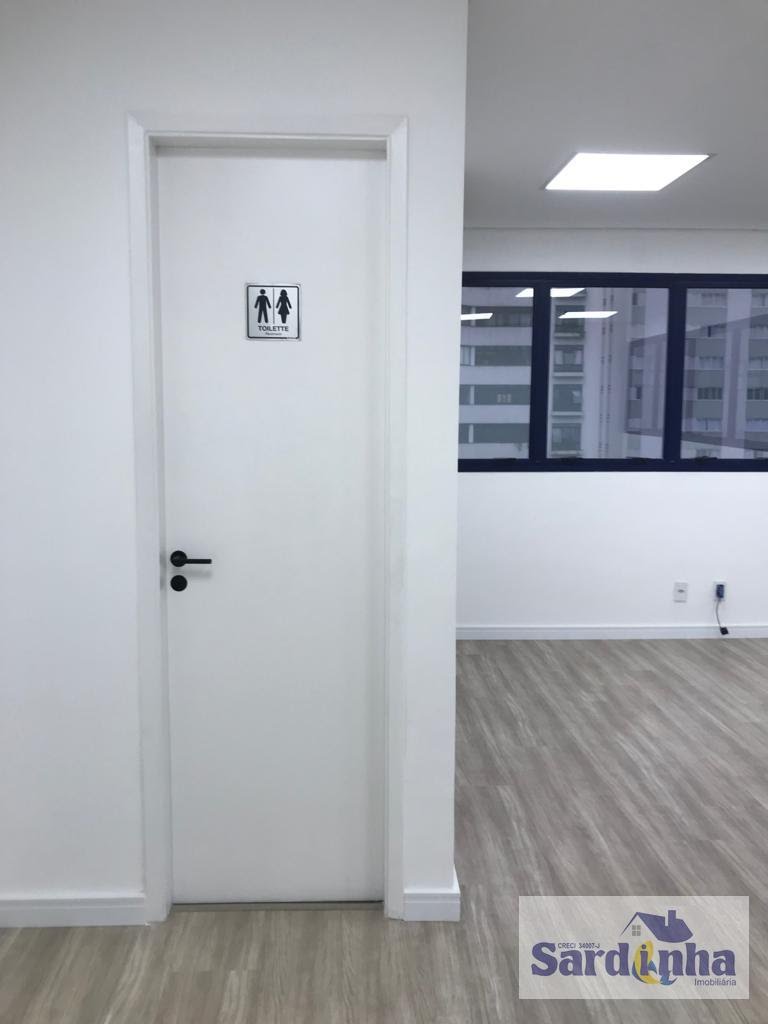 Apartamento para alugar com 2 banheiros, 1 vaga e 32m² no Santo Amaro, São Paulo (SP) — foto 19 de 30