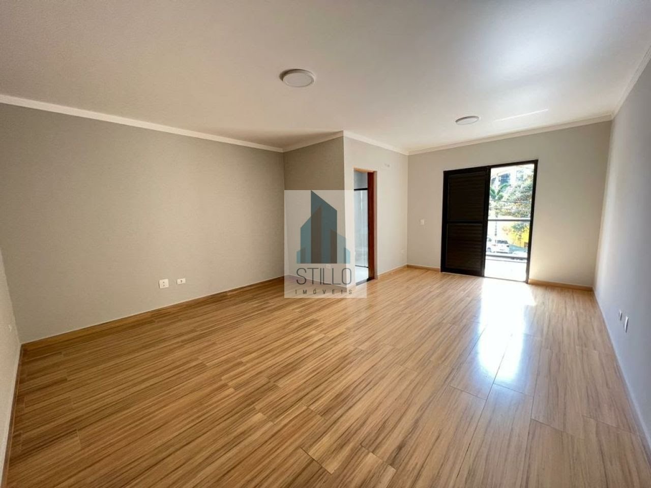 Casa à venda com 3 quartos, 3 suítes, 4 vagas e 165m² no Vila Carrão, São Paulo (SP) — foto 2 de 24
