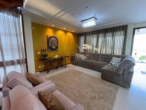 Casa 4 Dormitórios à Venda em Village 3, Porto Seguro, 354m²