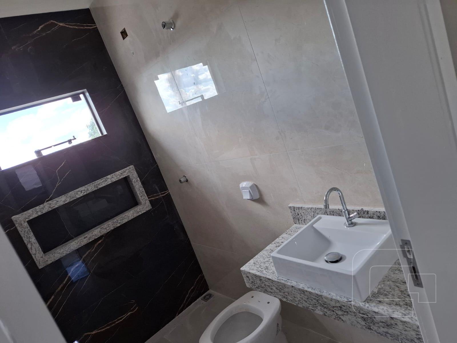 Casa à venda com 3 quartos, 1 suíte e 375m² no Jardim Catuai, Apucarana (PR) — foto 7 de 11
