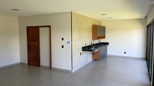 Casa à Venda em Porto Seguro: 3 Suítes, 425m² no Gaudí