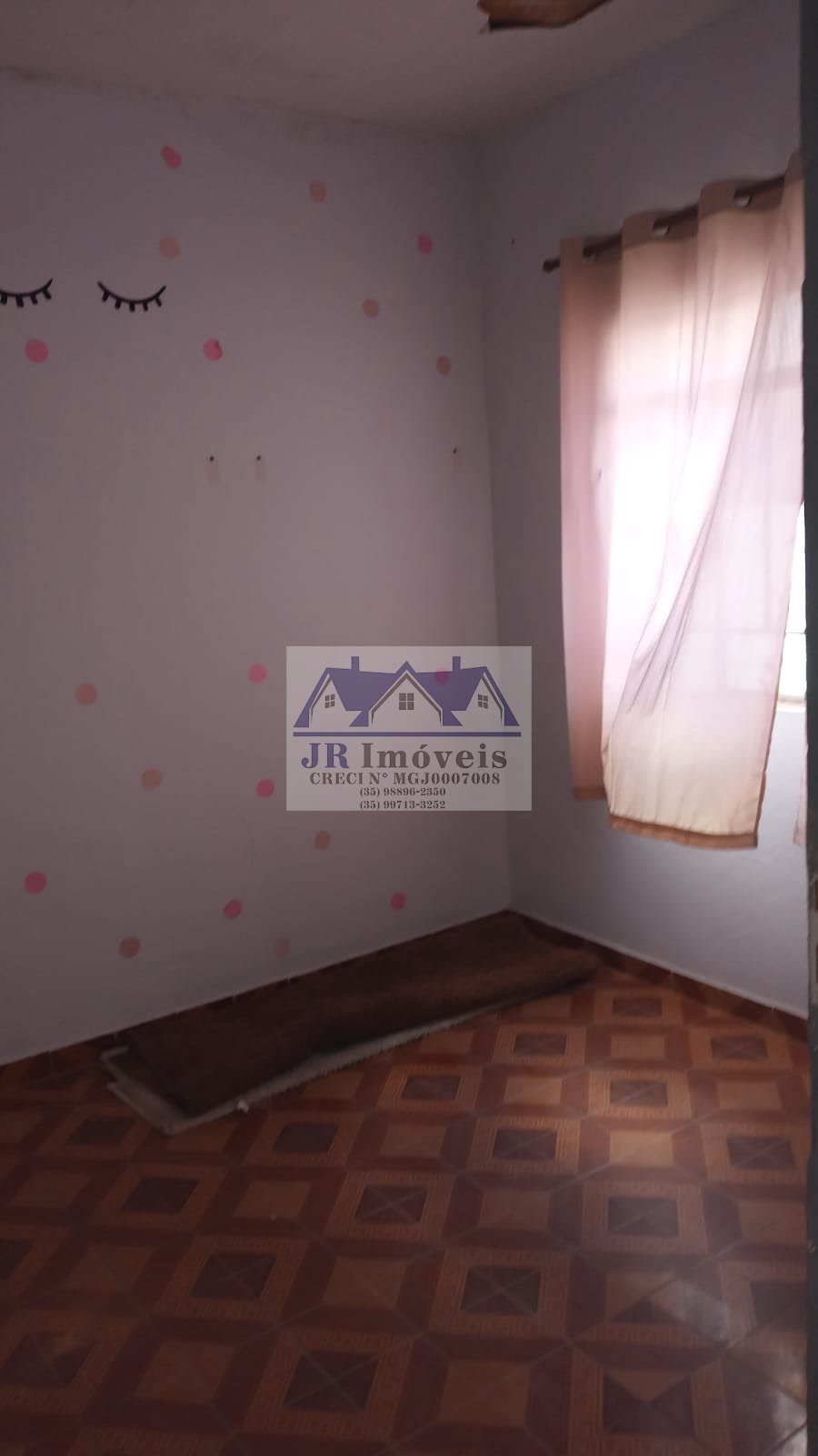 Casa à venda com 4 quartos, 1 banheiro e 1 vaga no Rebourgeon, Itajubá (MG) — foto 3 de 14