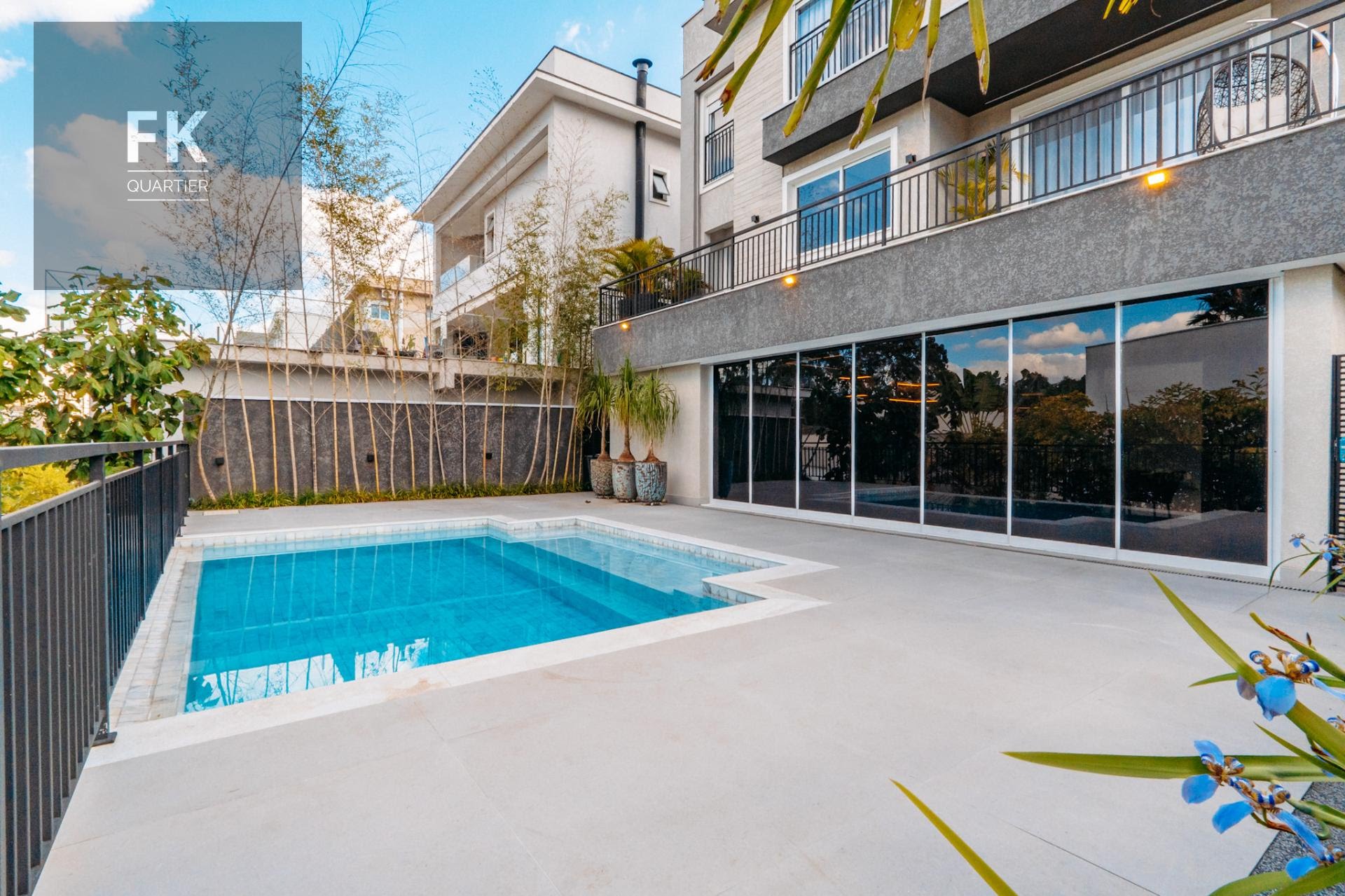 Casa à venda com 4 quartos, 4 suítes, 4 vagas e 420m² no Tamboré, Santana de Parnaíba (SP) — foto 5 de 26